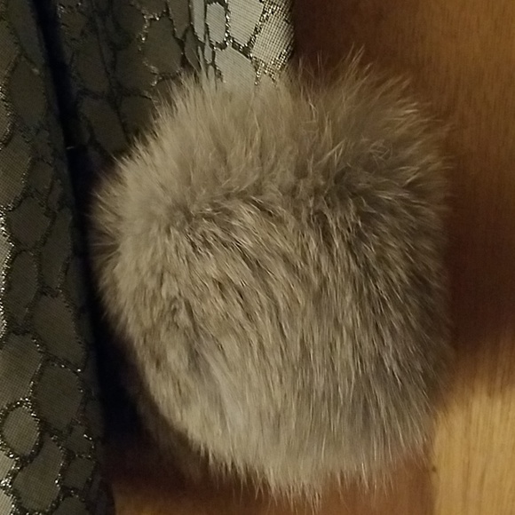 Suit - Picture 4 of 5